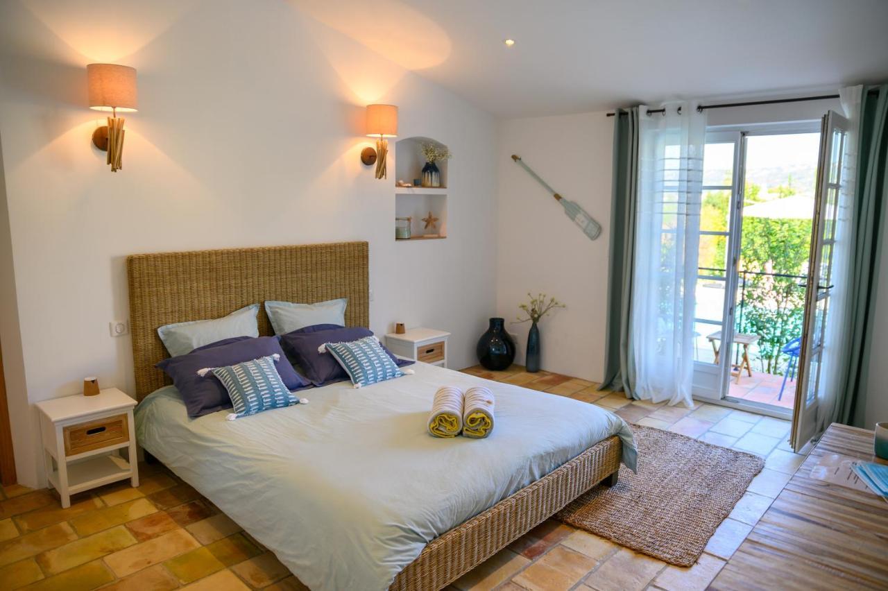 ムジャン Le Mas De La Source Bed & Breakfast エクステリア 写真