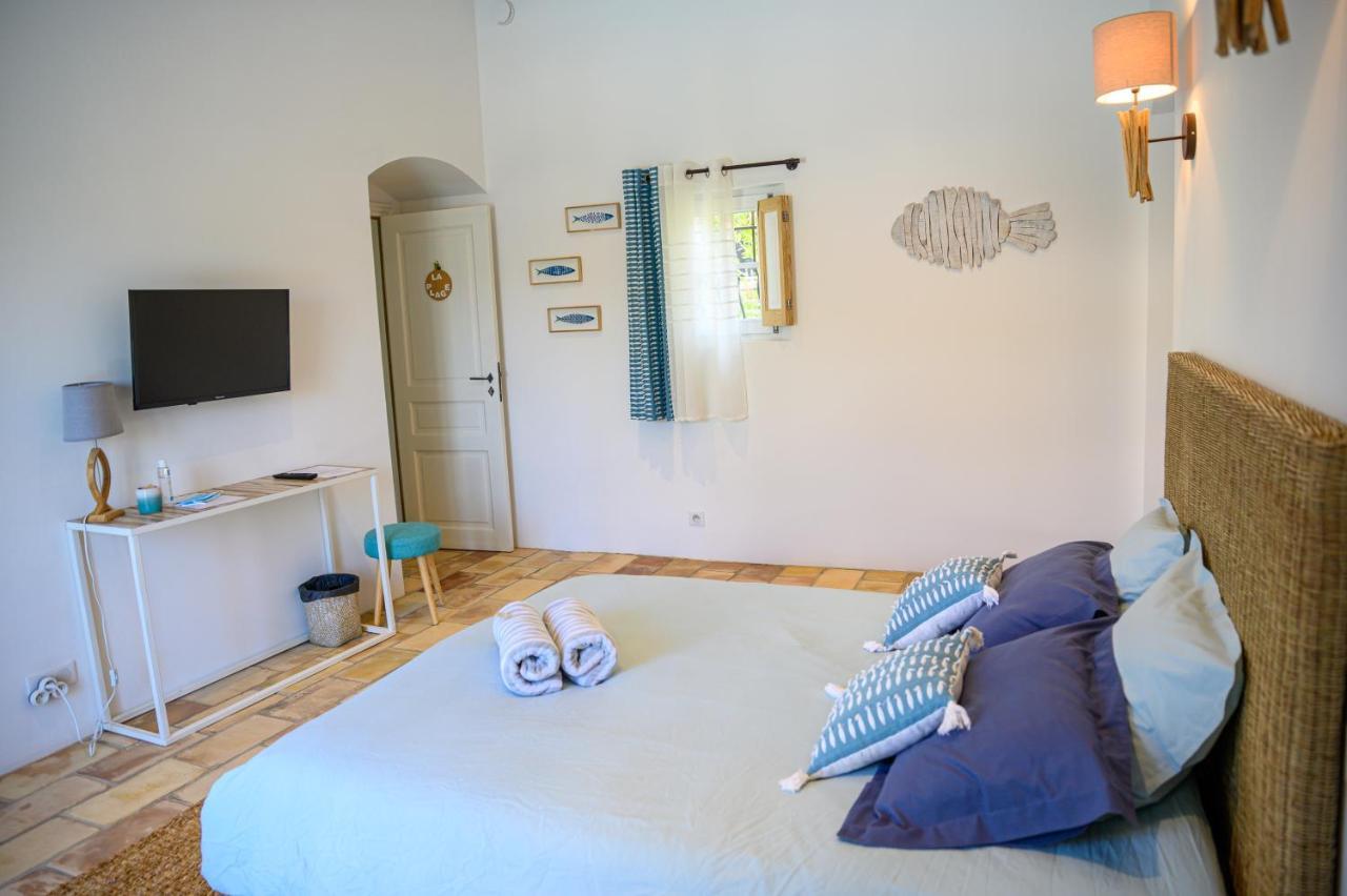 ムジャン Le Mas De La Source Bed & Breakfast エクステリア 写真