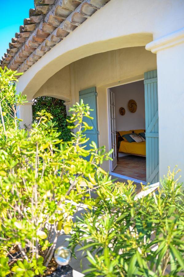 ムジャン Le Mas De La Source Bed & Breakfast エクステリア 写真
