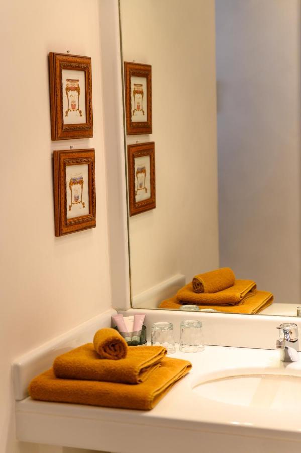 ムジャン Le Mas De La Source Bed & Breakfast エクステリア 写真