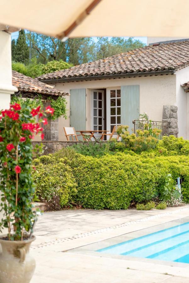 ムジャン Le Mas De La Source Bed & Breakfast エクステリア 写真