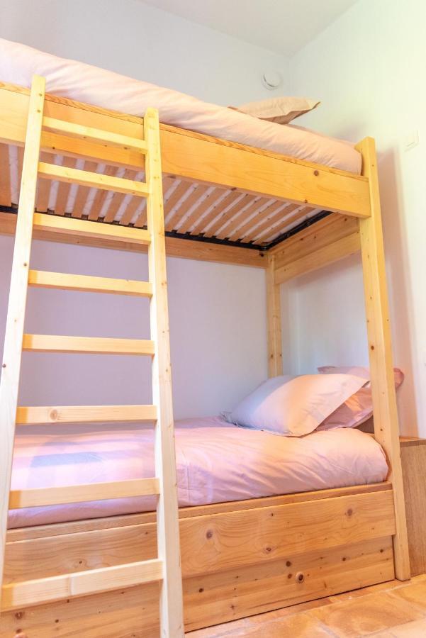 ムジャン Le Mas De La Source Bed & Breakfast エクステリア 写真