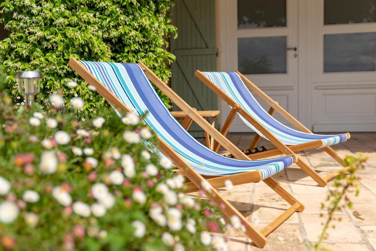 ムジャン Le Mas De La Source Bed & Breakfast エクステリア 写真
