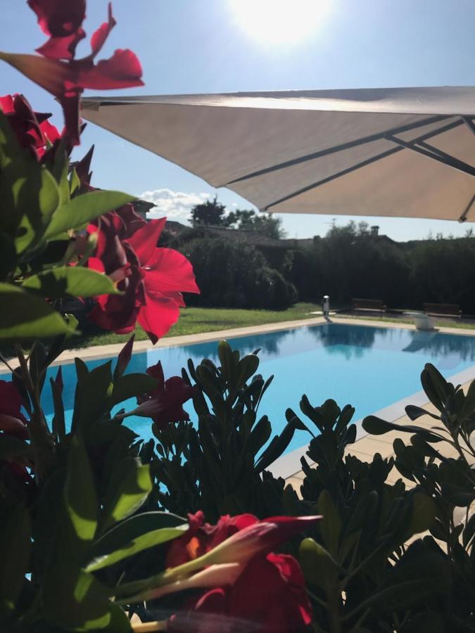 ムジャン Le Mas De La Source Bed & Breakfast エクステリア 写真